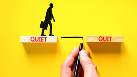 Setting Employee KPIs in Pharmaceuticals: Top Five Metrics to Track