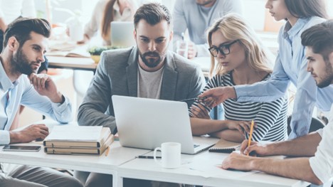 The impact of employee engagement on mining industry performance dashboards.