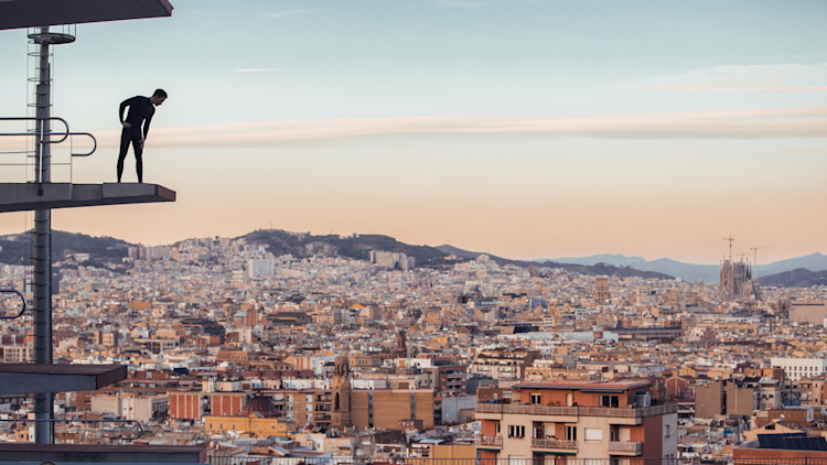 jumper on swim platform
