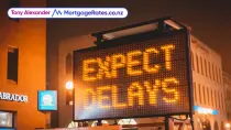 "Expect delays" traffic sign