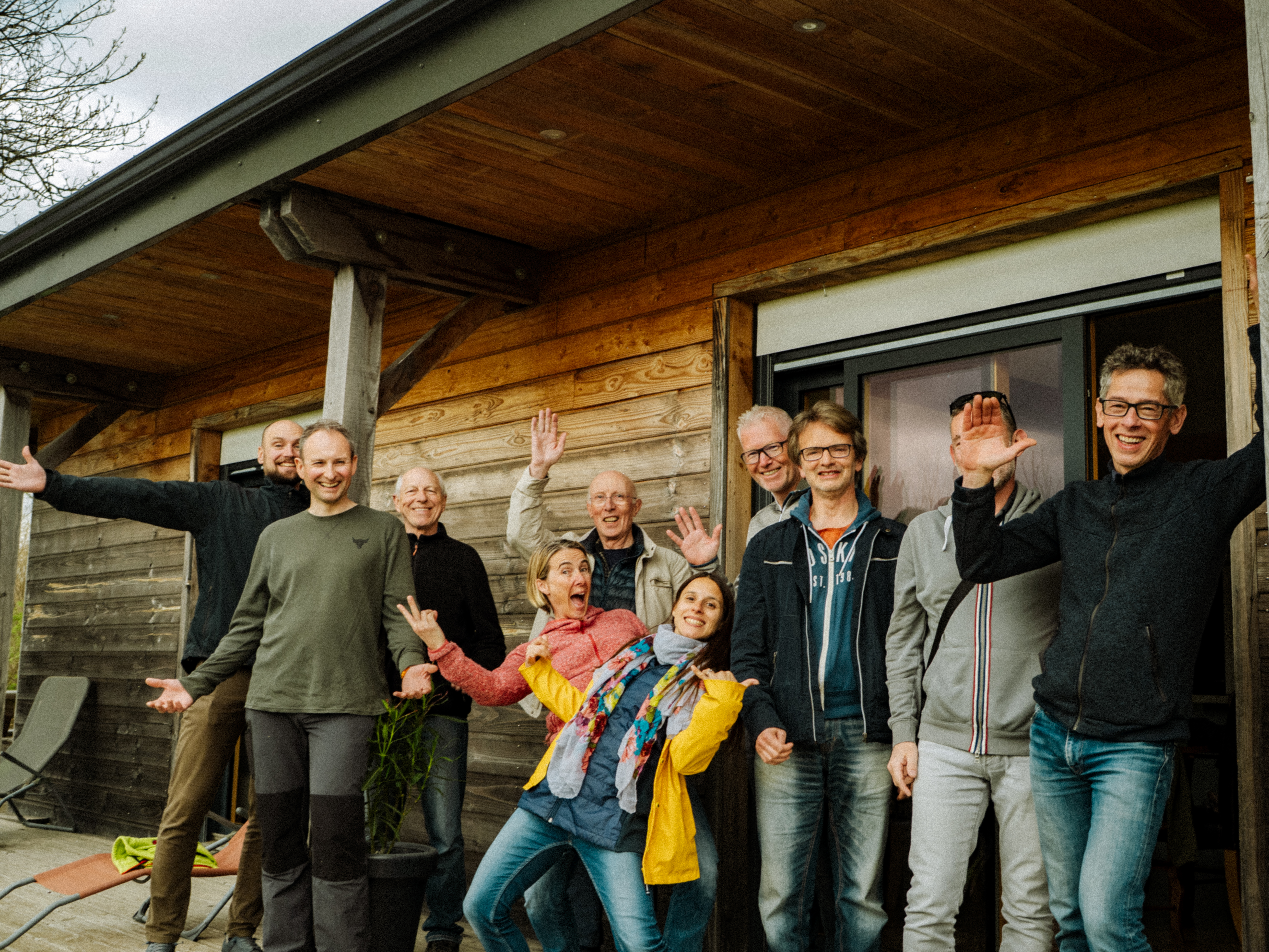 Group photo at the end of gravel adventure – Morvan
