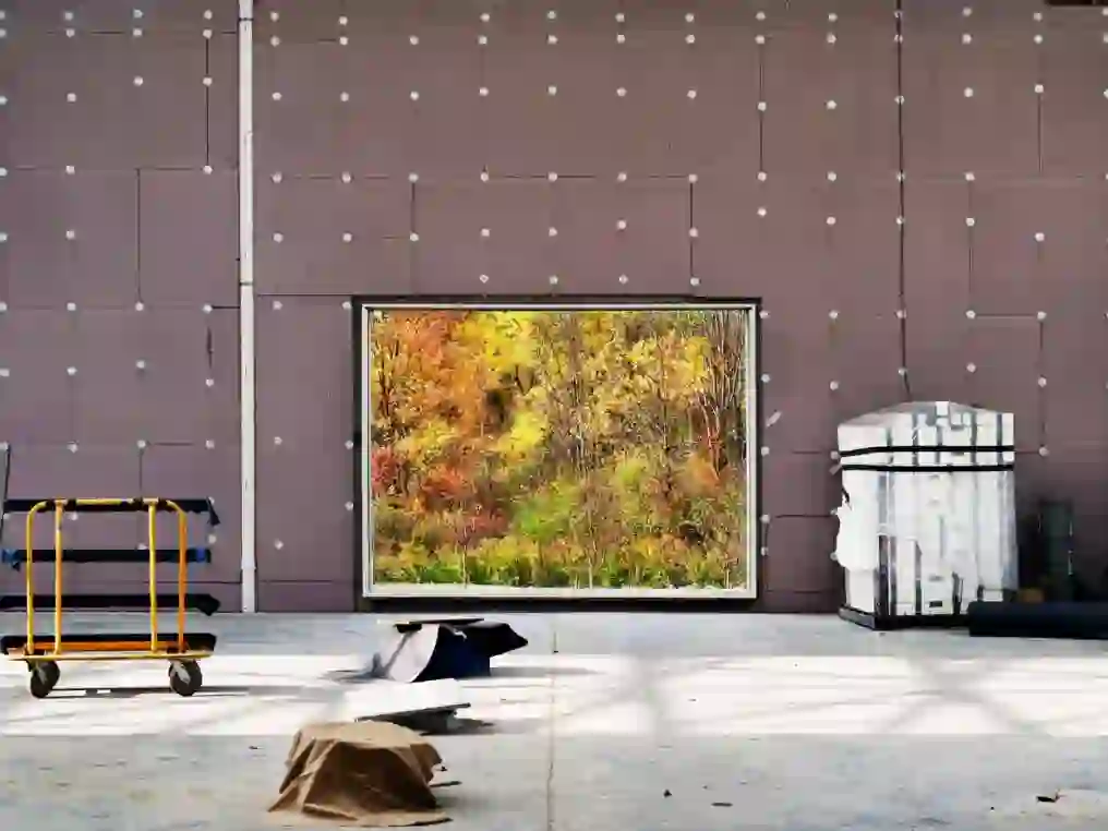 Marco Anelli, Building Magazzino: October 20, 2016, archival pigment print mounted on Dibond