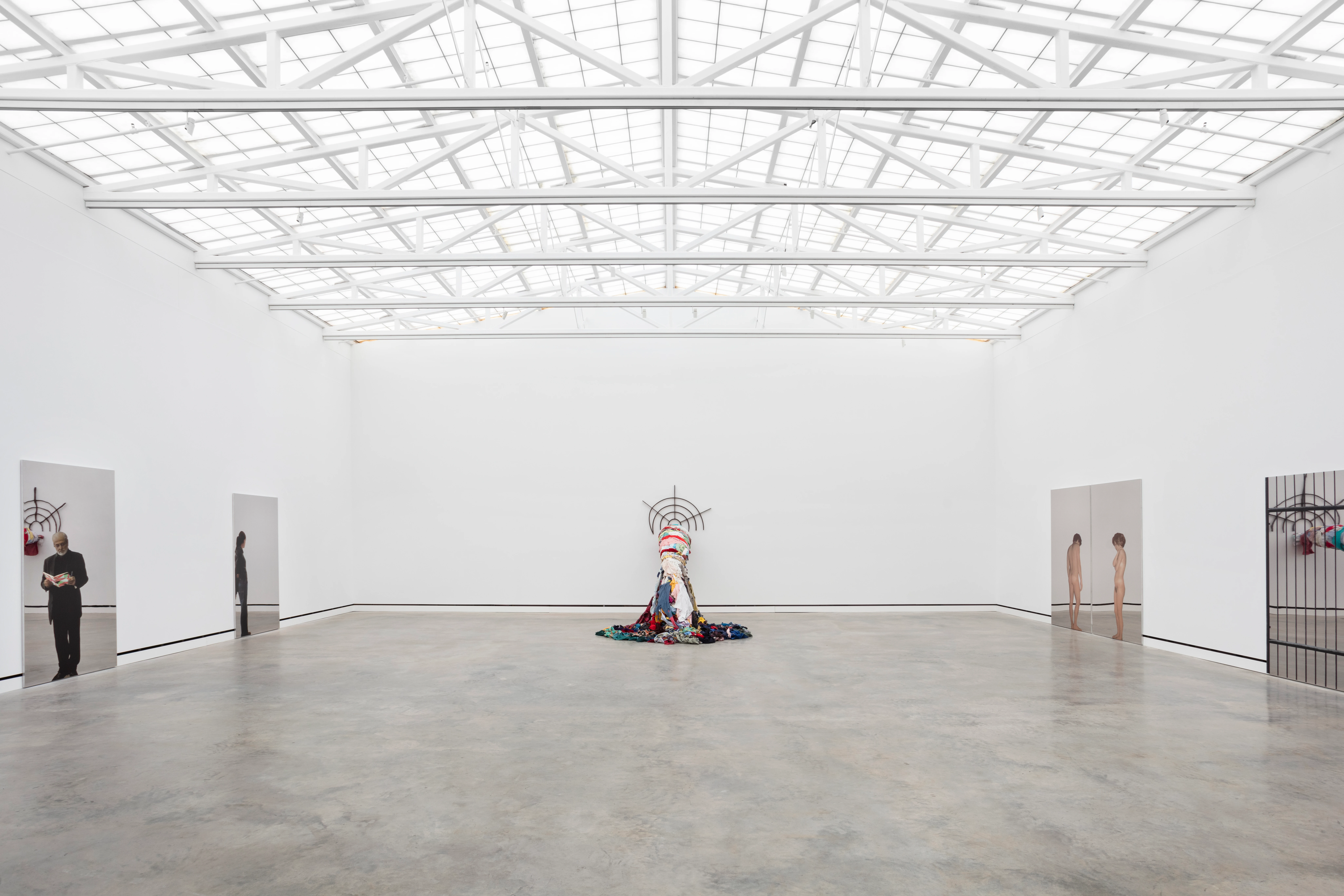 Installation view of Welcome to New York! at Magazzino Italian Art, Cold Spring, NY. Photo by Marco Anelli / Tommaso Sacconi