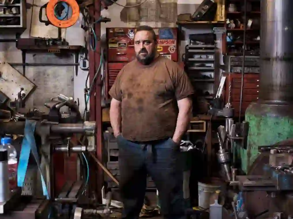 Marco Anelli, Building Magazzino: Tino, Structural Metal, archival pigment print mounted on Dibond