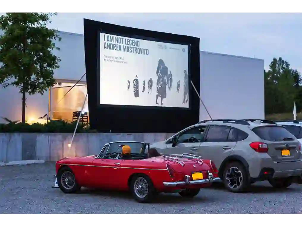 I Am Not Legend screening at Cinema in Piazza, drive-in, at Magazzino Italian Art, August 1, 2020 (side view)