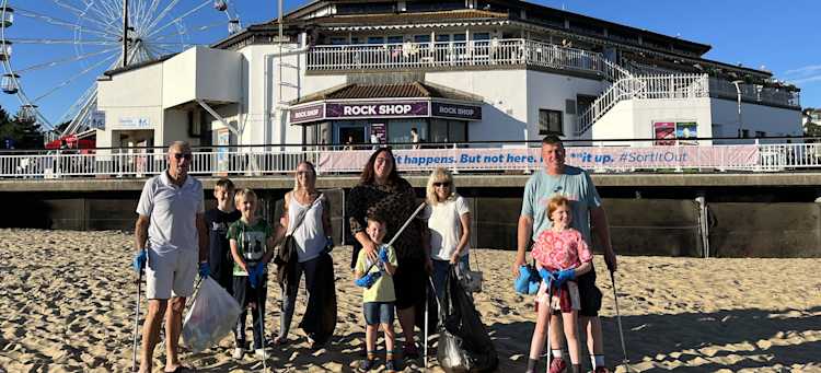 Hamworthy Heating Cleans up the Beach