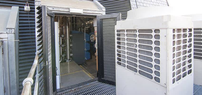 Energy legislation for carbon reduction targets