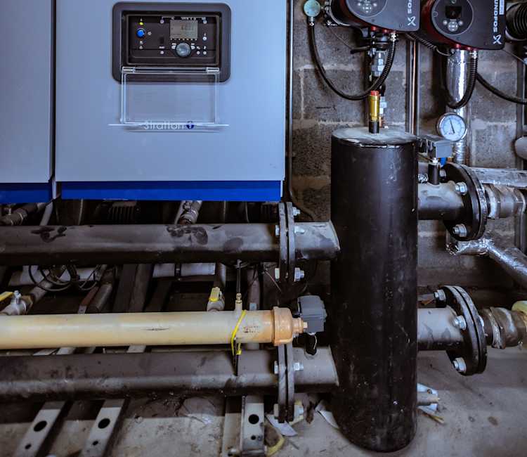 What is a low loss header? And when to use one.