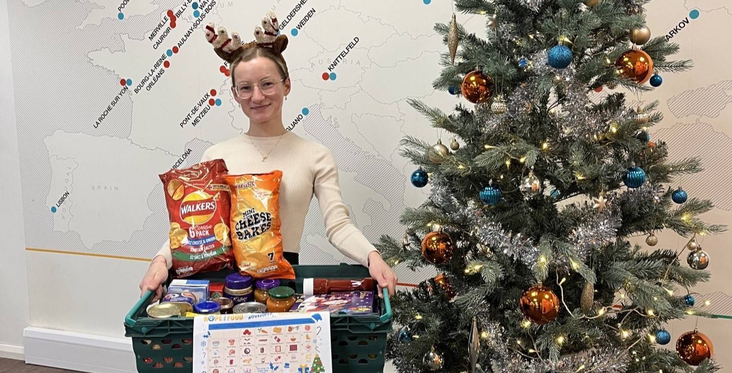 Hamworthy Staff Supports Christmas Hamper Charity Appeal