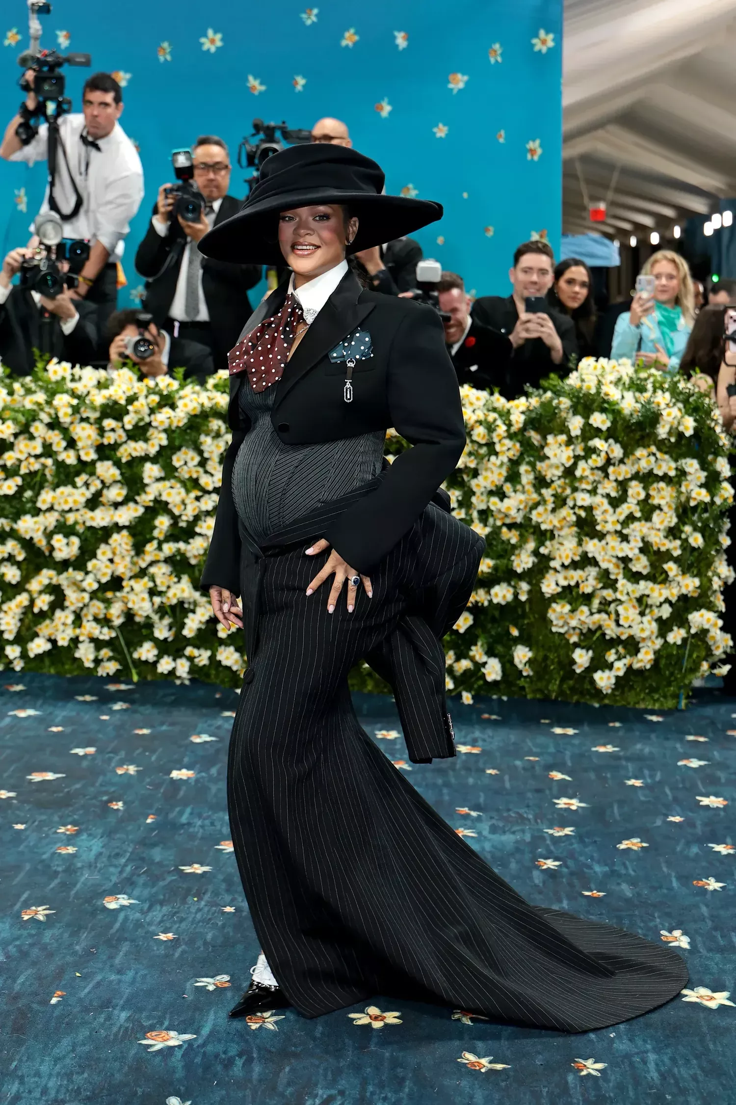 Met Gala Rihanna pregnant