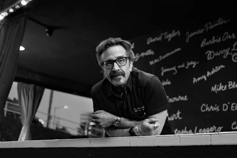 Image > Marc Maron > Elizabeth Viggiano > Booth cropped