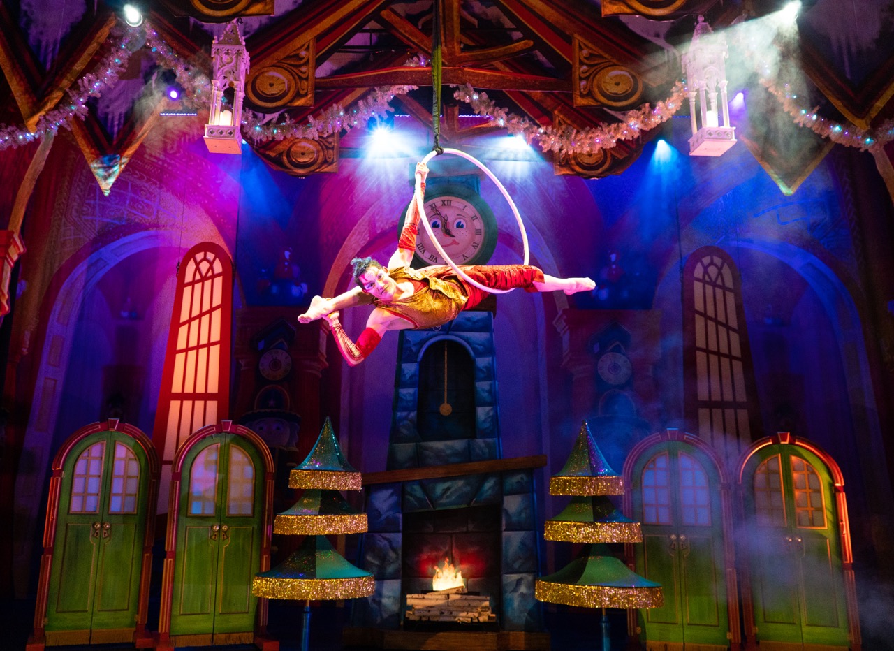 CDH Red WEselects BEAUTY -31 Large