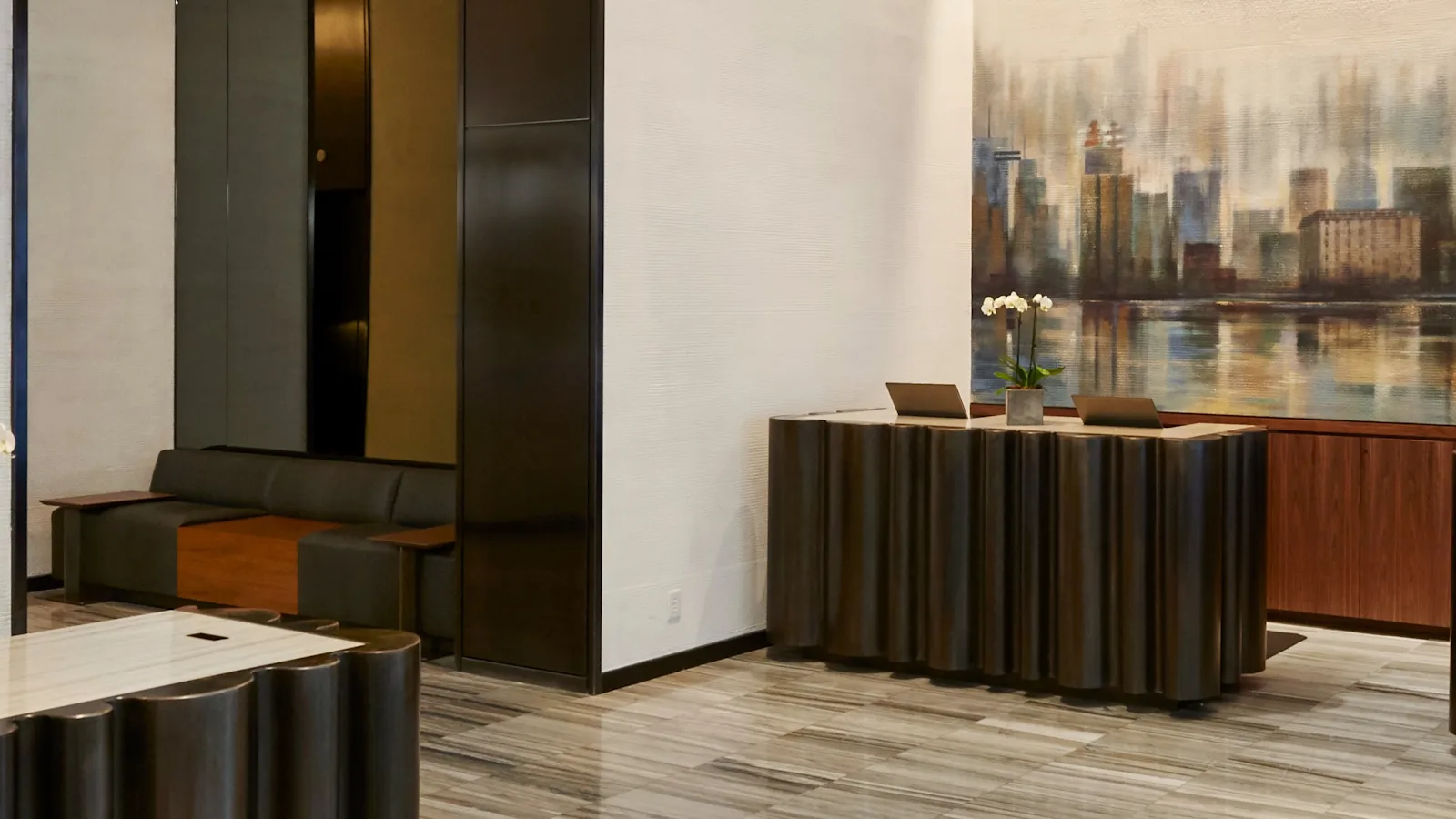 MSPUPUP Lobby 88678631