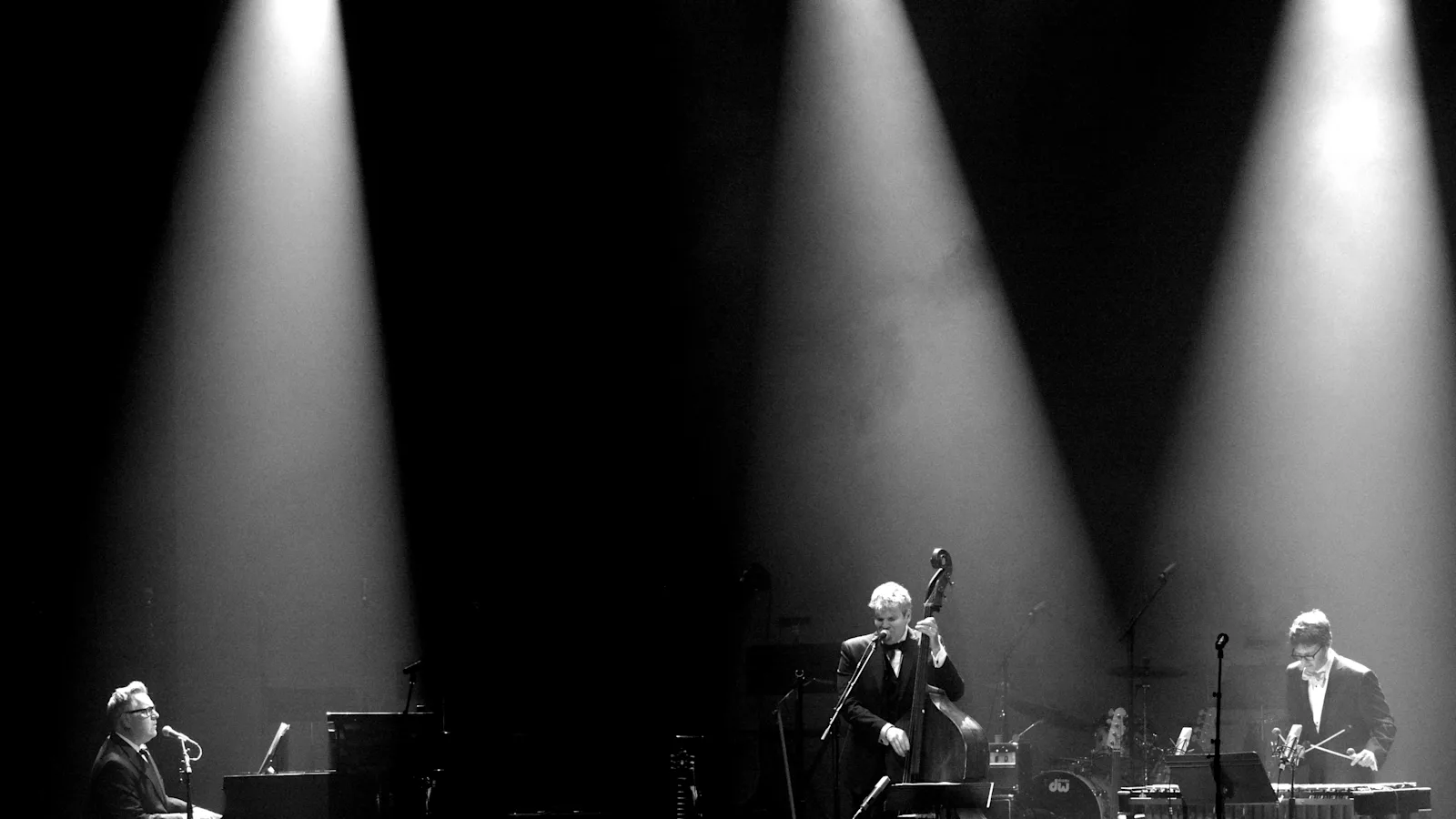 Image > New Standards > Trio