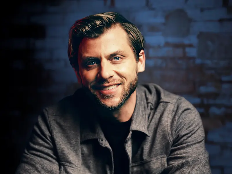 CharlieBerens TM 2048x1536 IMAGE