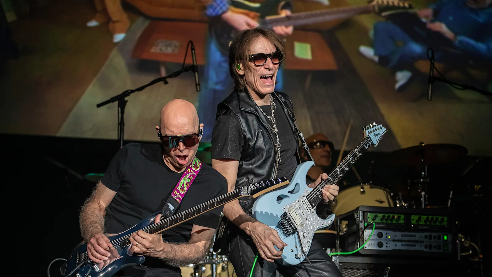 Image > SatchVai Band > artwork