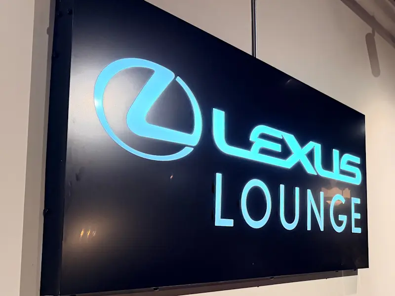 lexus sign