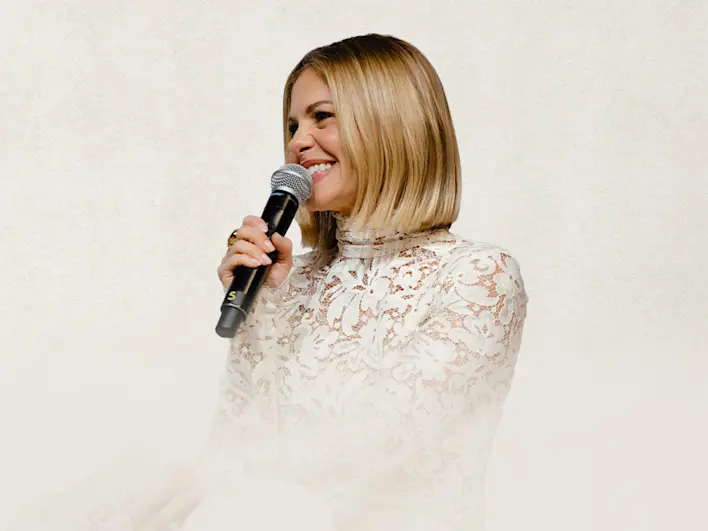 Image > Candace Cameron Bure > Art