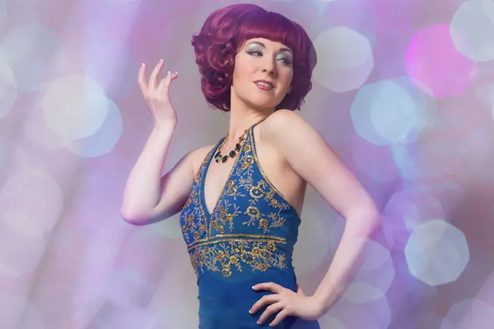 Image > Lucy Darling > Profile Photo