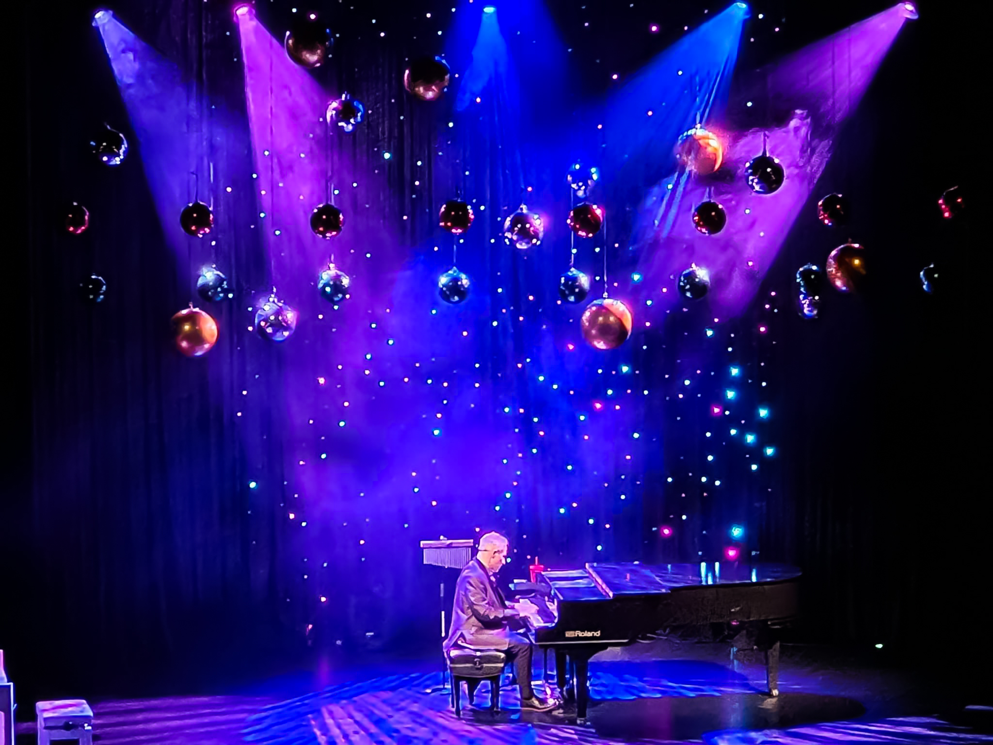 Jim LIVE Christmas Bulbs