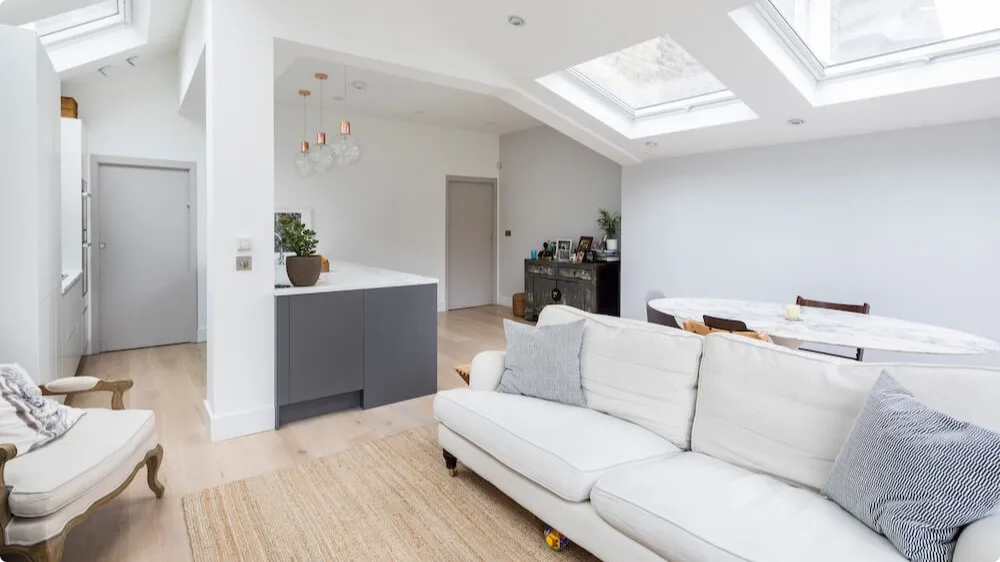 A multi-functional garden room (kitchen, diner, living room)