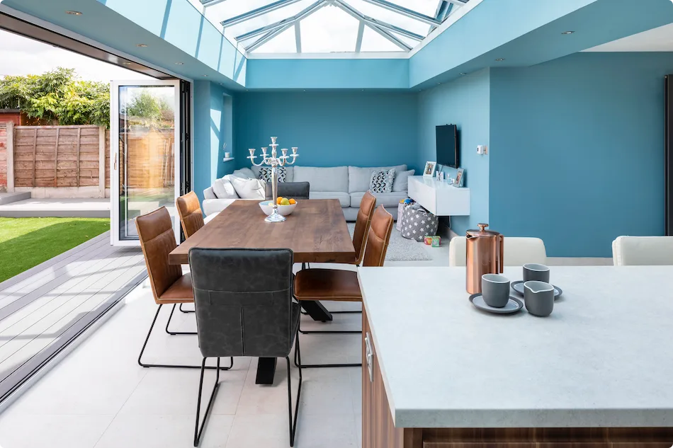 Kitchen diner blue