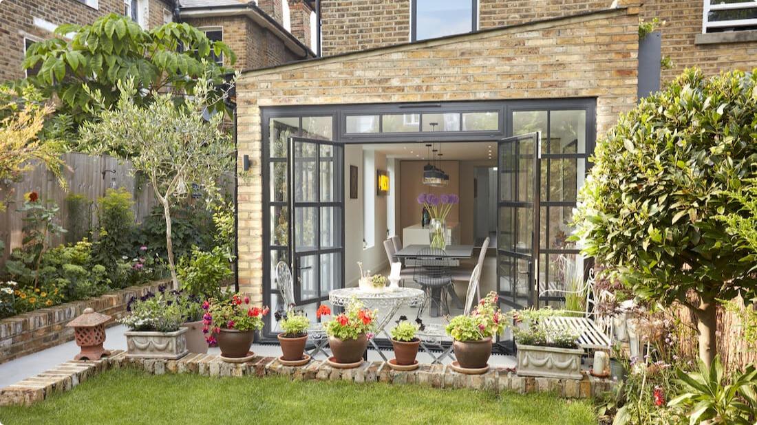Single storey extension, learn the wraparound costs