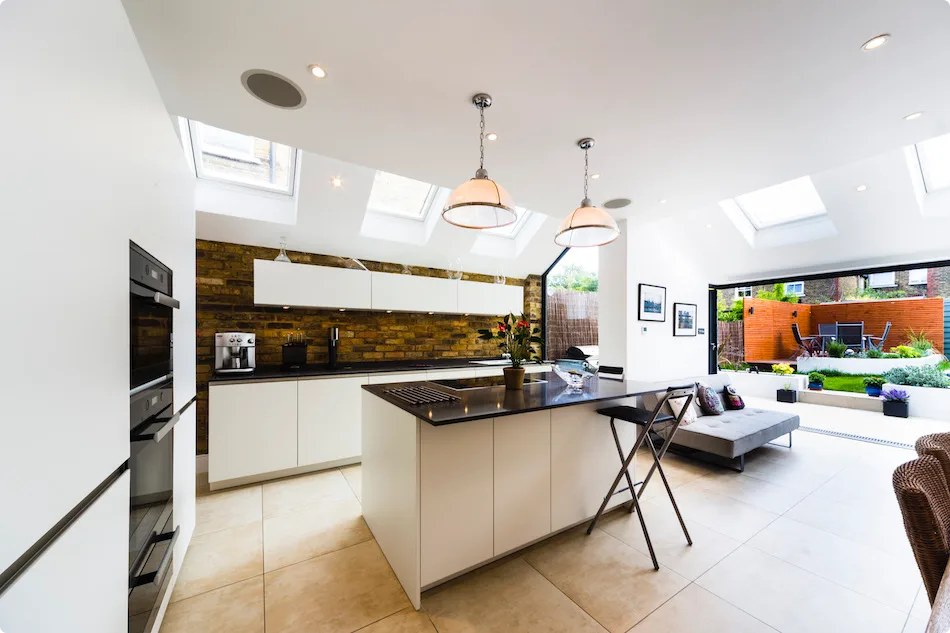 Kitchen diner landscaping