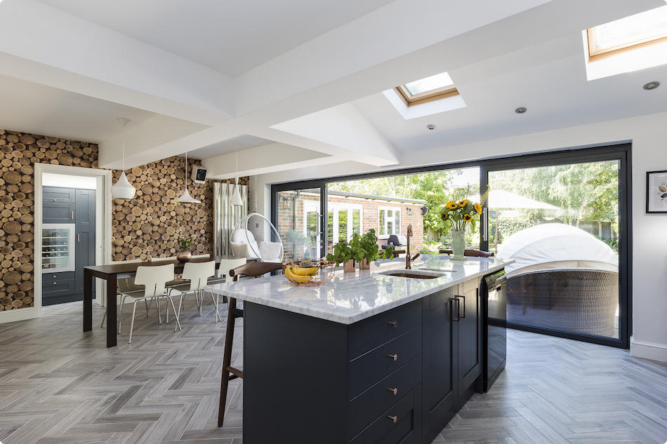 Kitchen diner with hanging chair