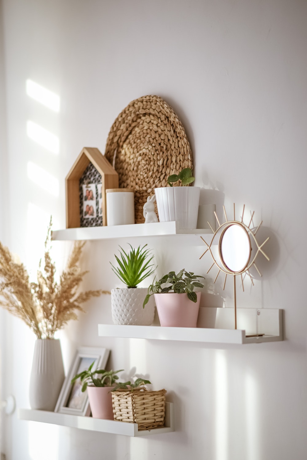 Wall-mounted shelves for more home storage