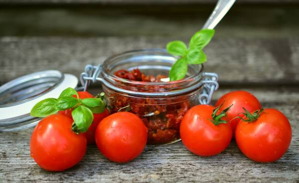kiszone-pomidory-jak-zrobic-do-czego-wykorzystac