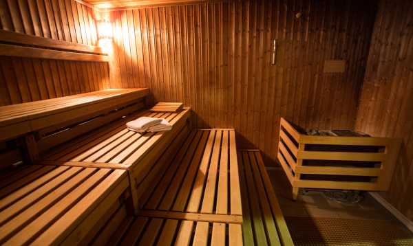 czy-sauna-jest-dobra-na-przeziebienie-jakie-sa-wskazania