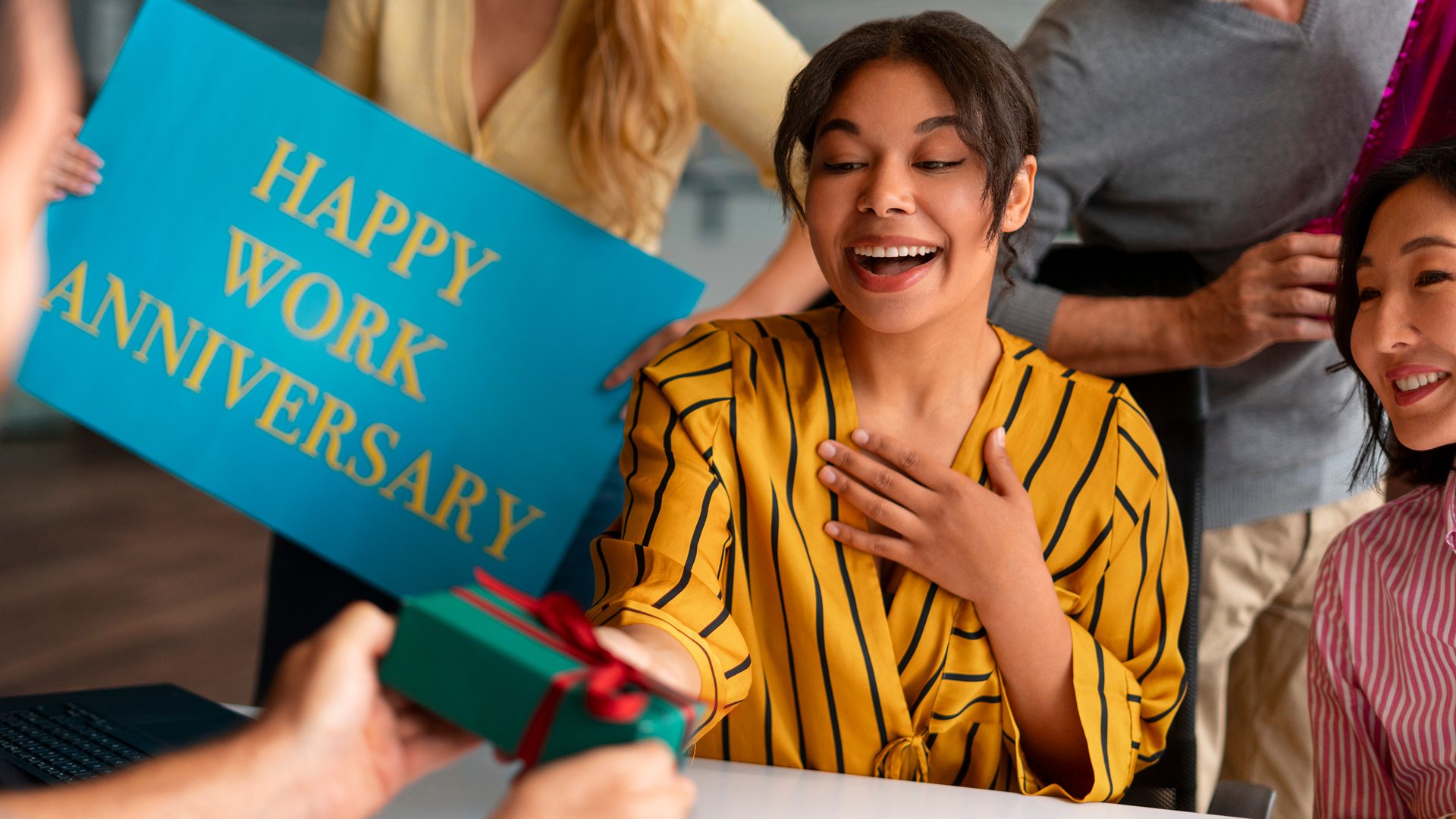 happy-work-anniversary-celebration (1) 1