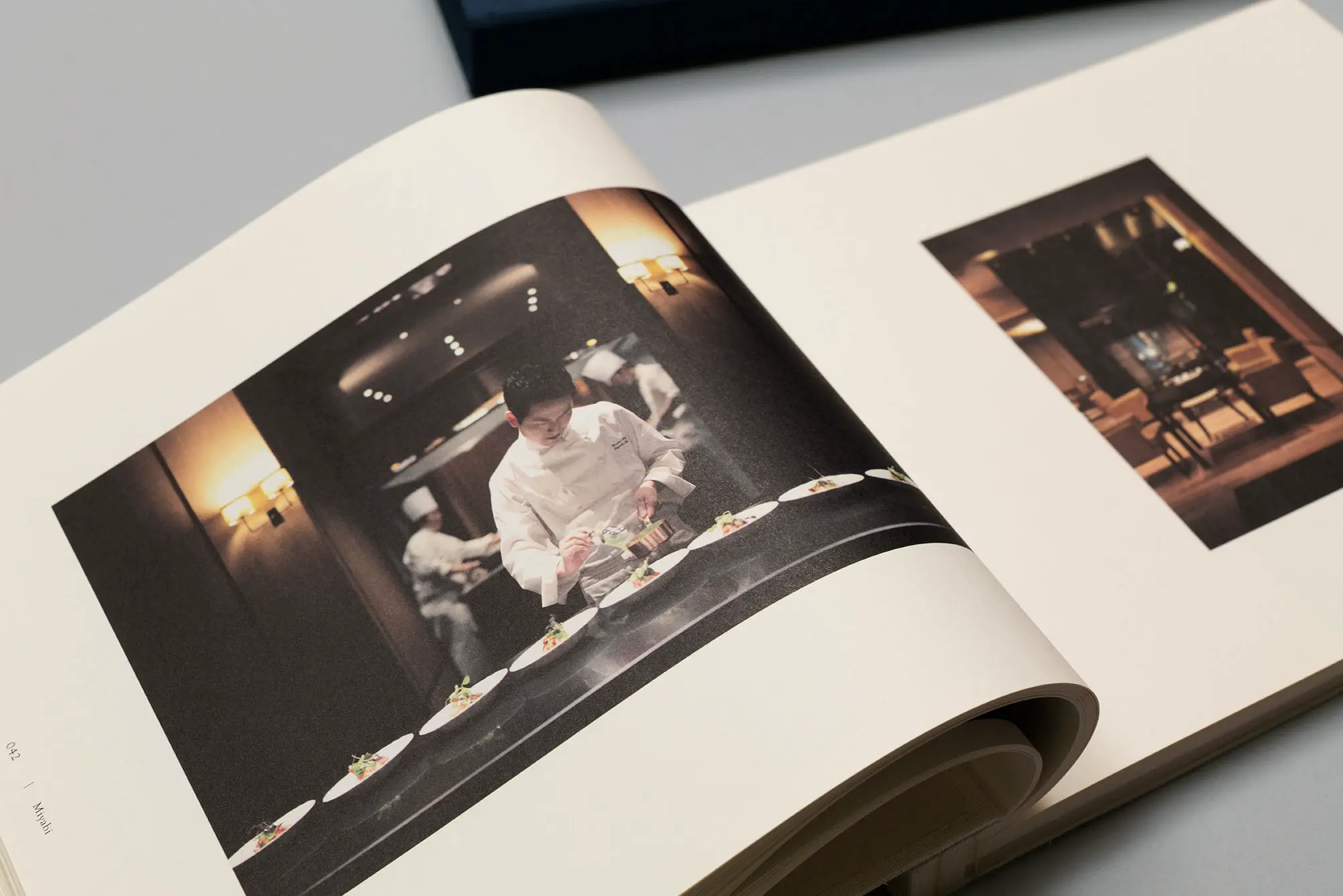Park Hyatt Kyoto Story Book』 | 京都の美術印刷ならサンエムカラー