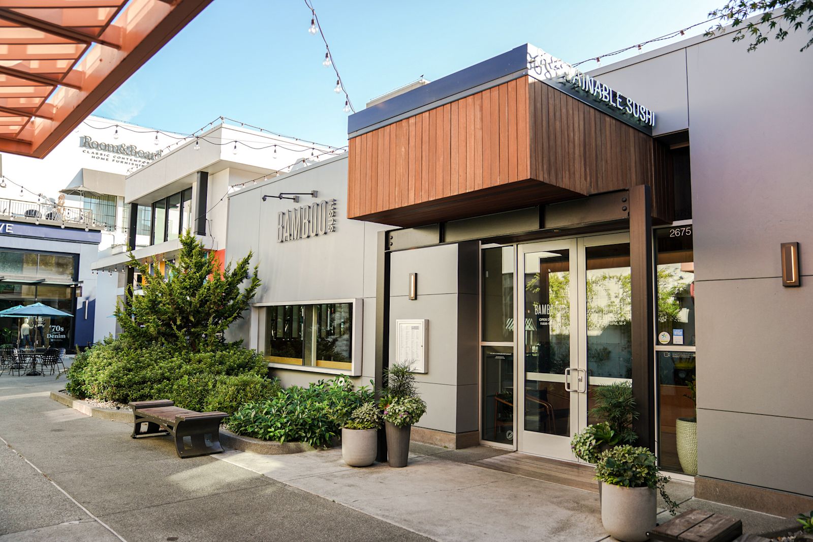 Bamboo Sushi University Village