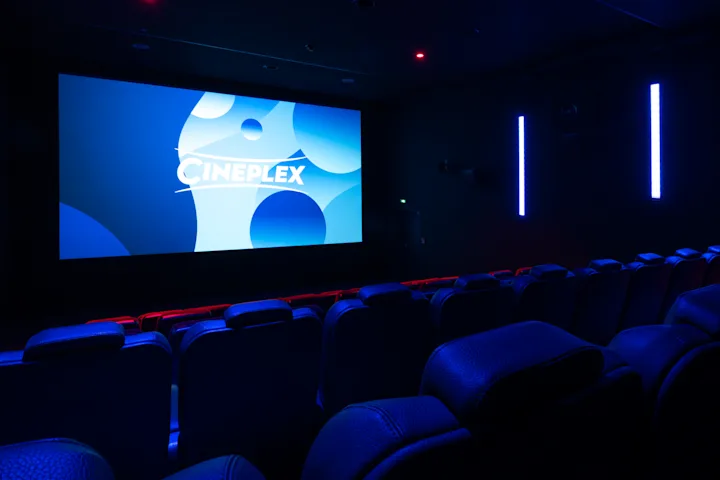 Meitingen_Saal_3_side_back1