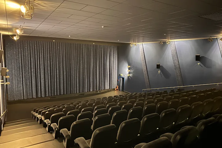 Saalbild von Tower 5