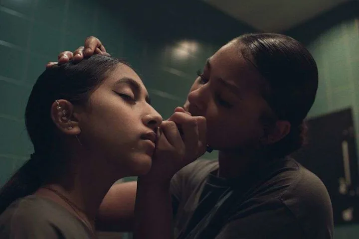 Szenenbild zu Sisterqueens