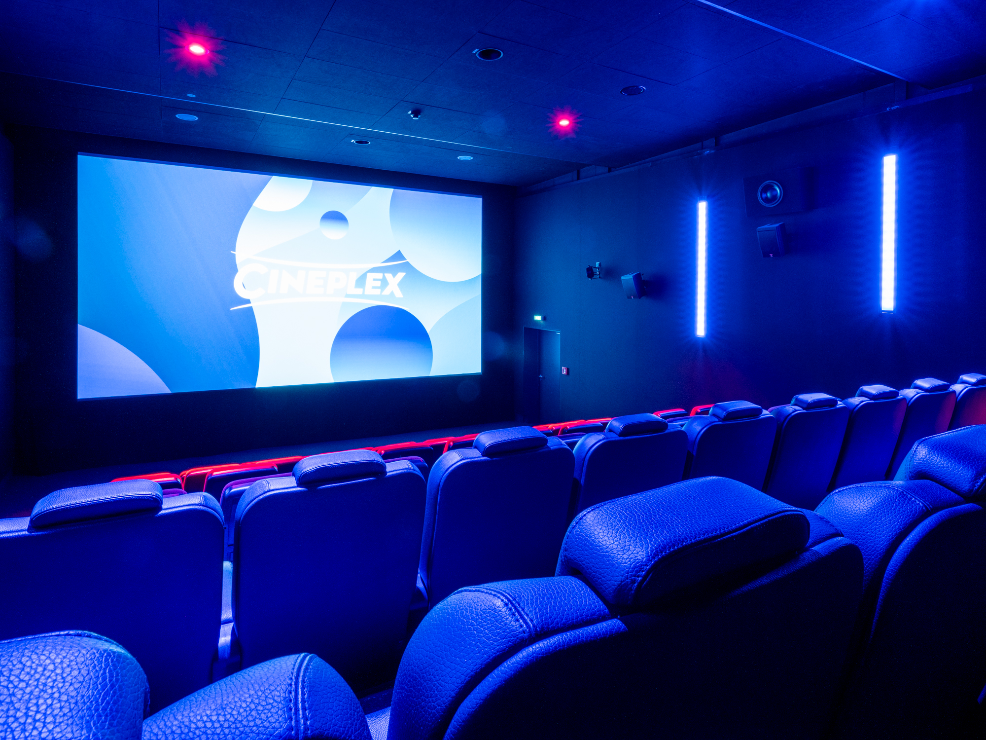 Meitingen_Saal_3_side_back