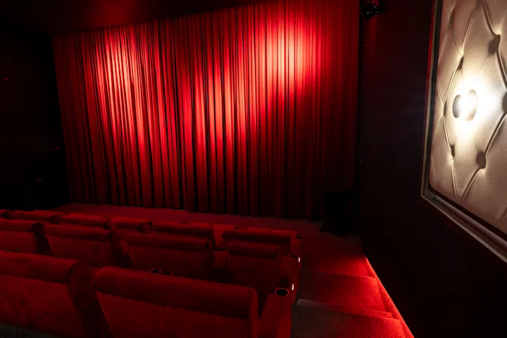 Penzing_Saal_11_LFL_back2_HDR