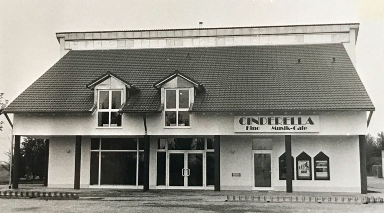 UnsereFirmengeschichte Bilder cinderella meitingen FG-300x167 KGR