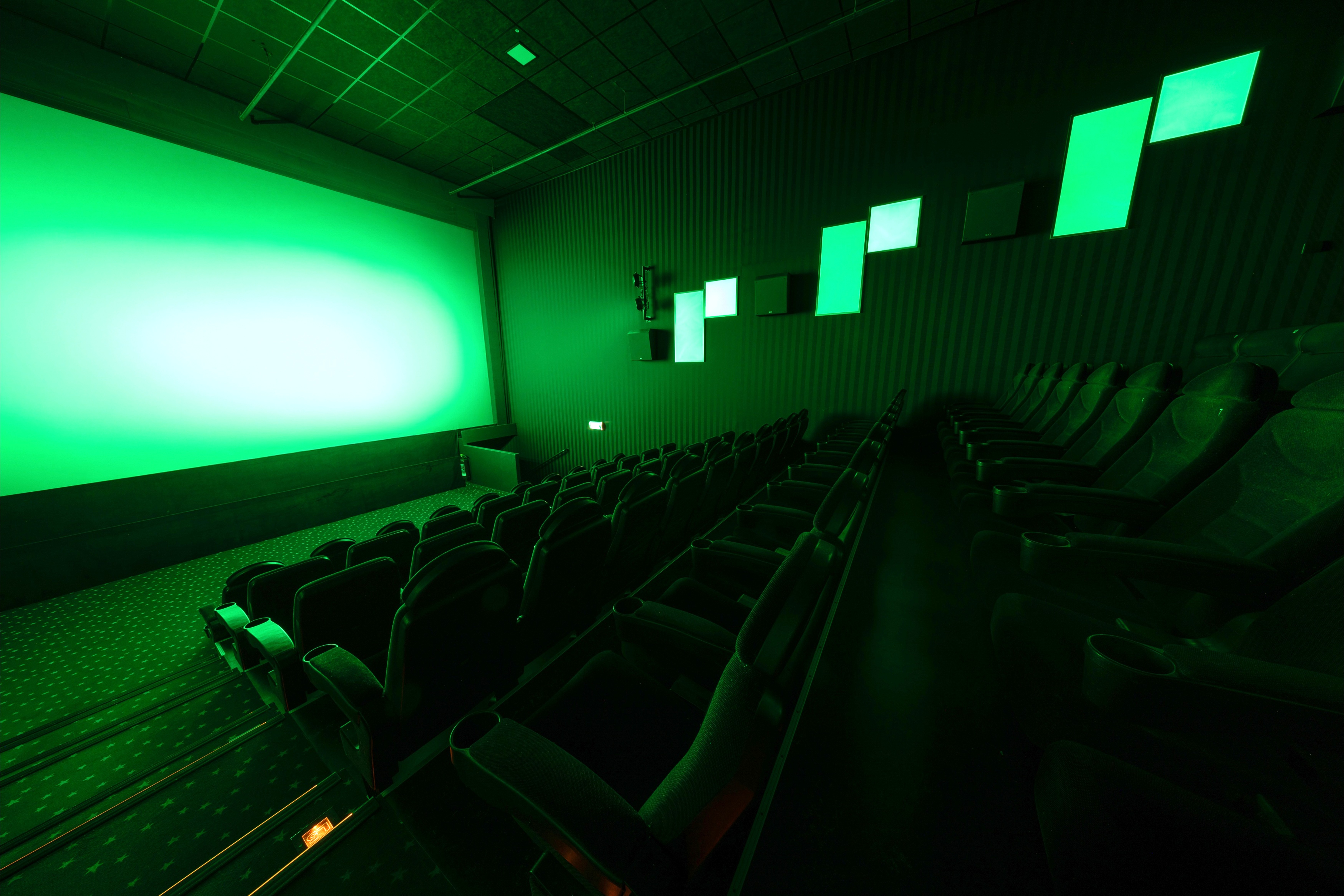 Kino 8 Cineplex Friedrichshafen