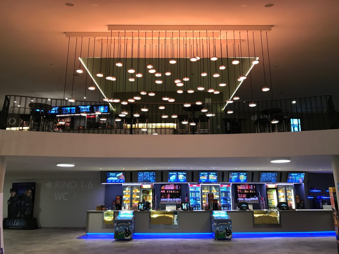 Cineplex Koeln Foyer unten