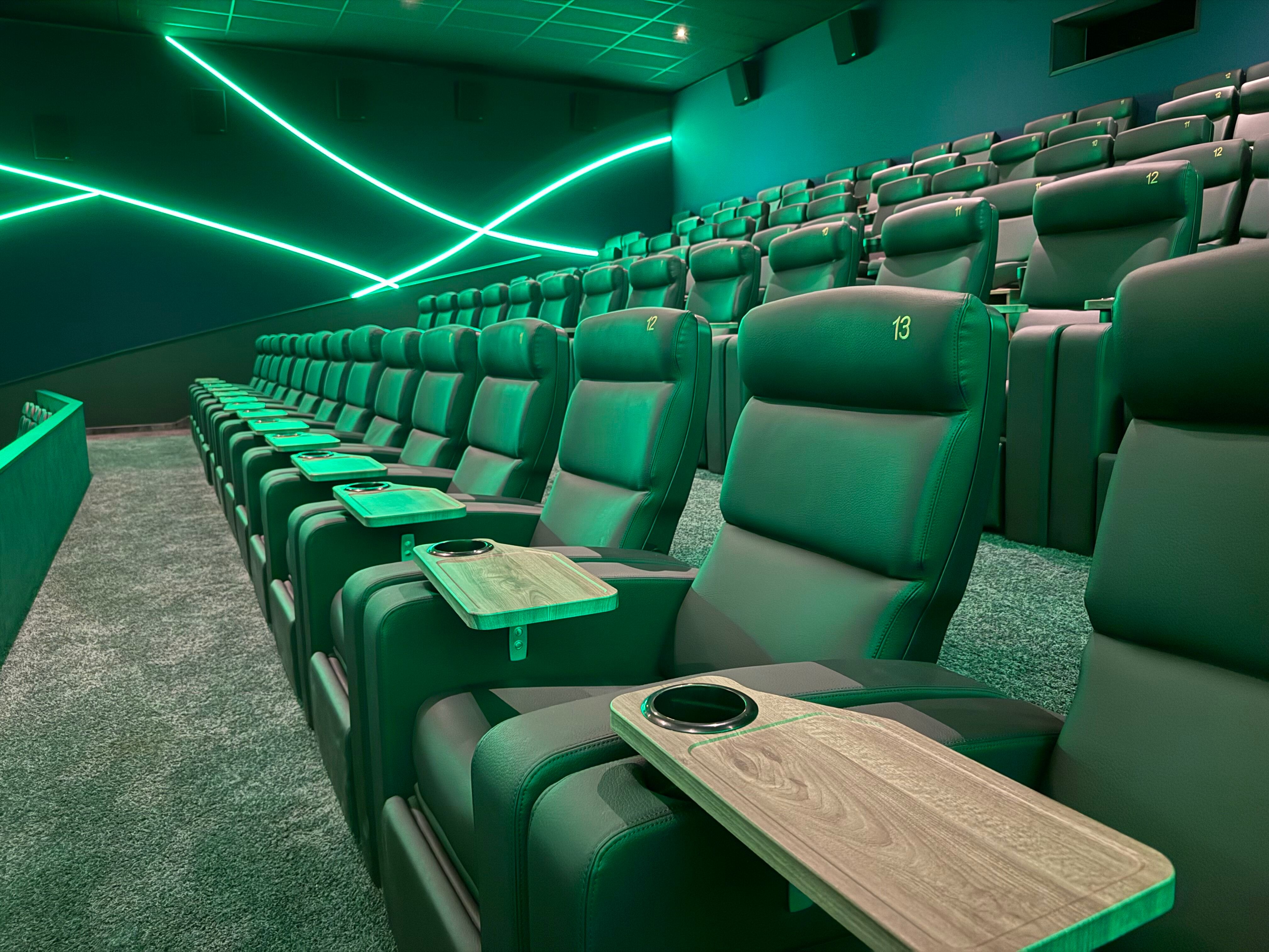 Premium_Sitzplätze_Slidebox_Limburg_1