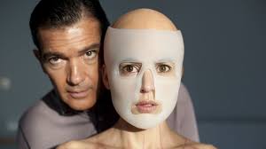 Szenenbild zu Die Haut, in der ich wohne