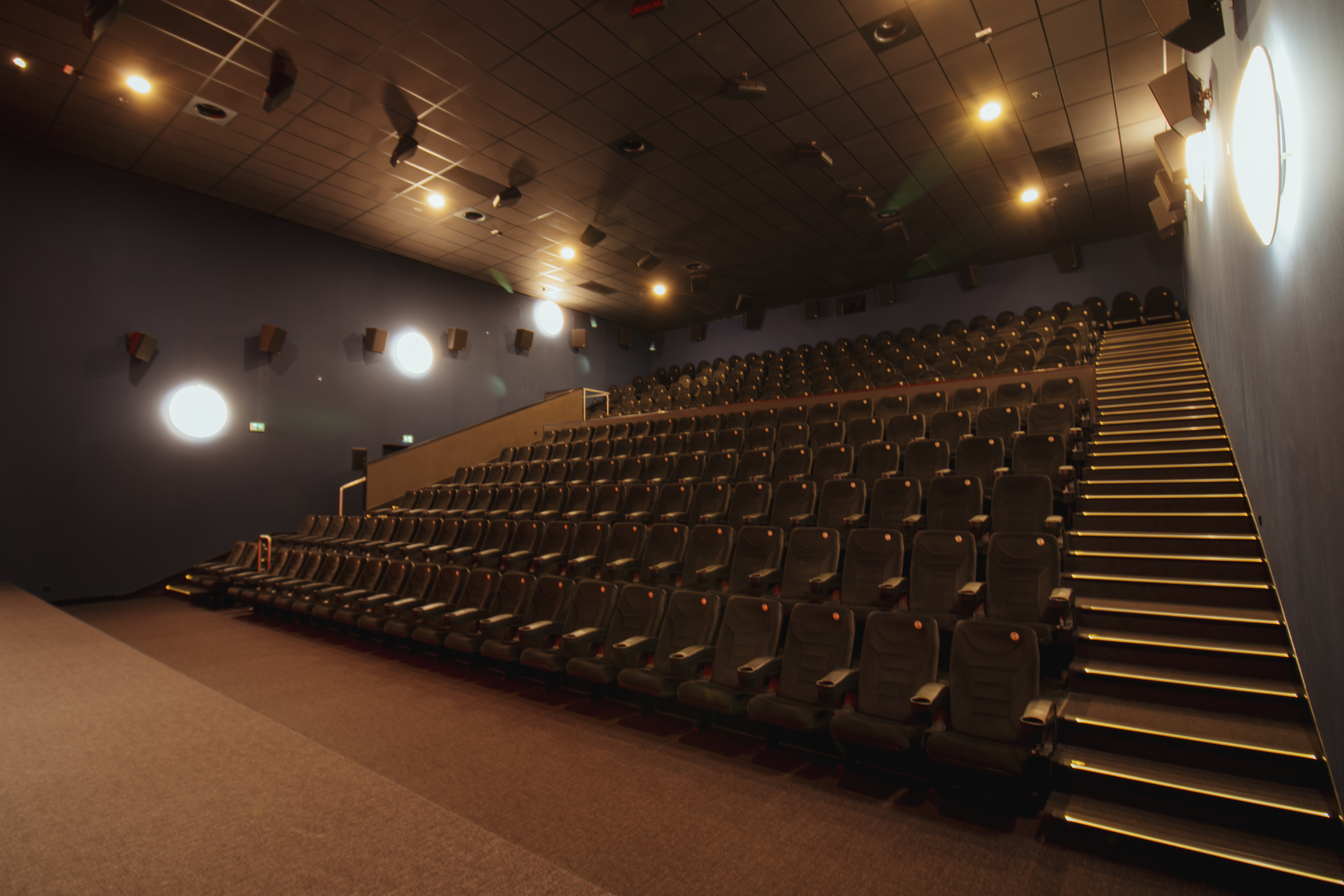 Kino3_GTH_Front_Seitlich