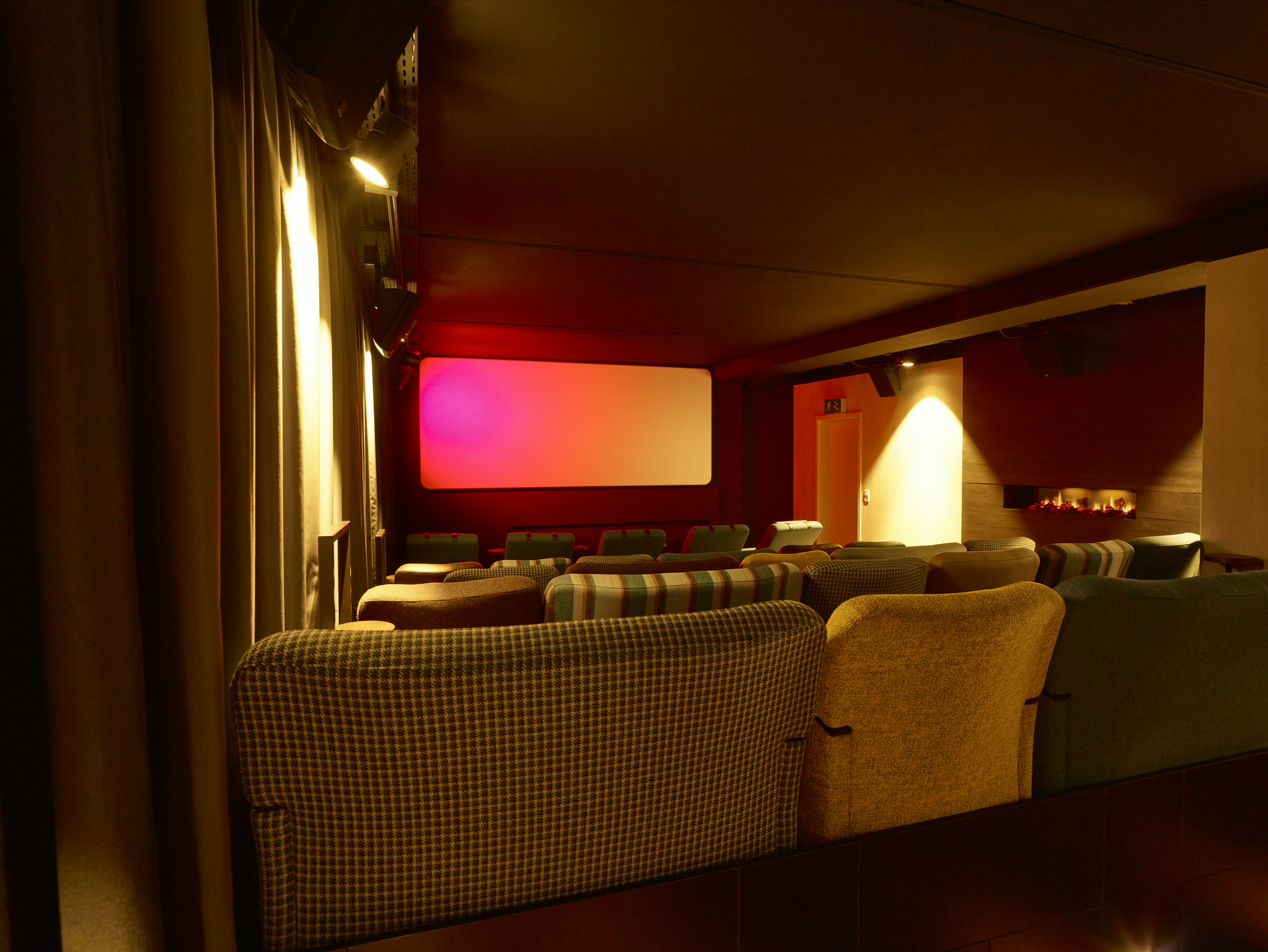 Pforzheim_rex_Cinelounge