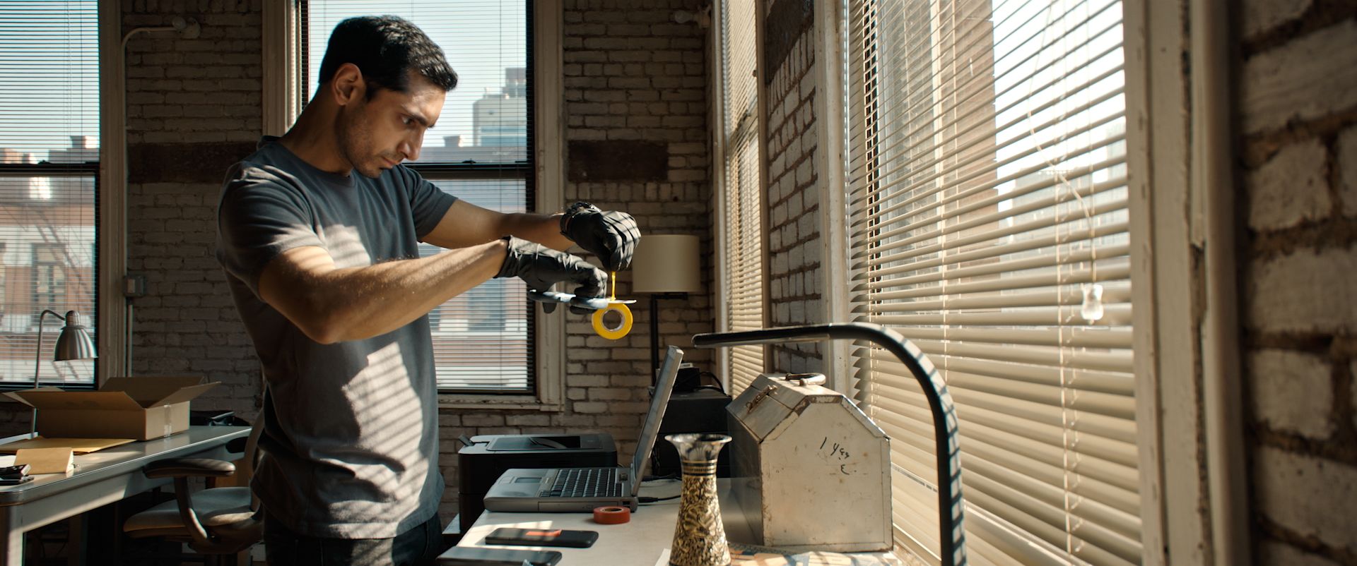 Szenenbild zu The Negotiator