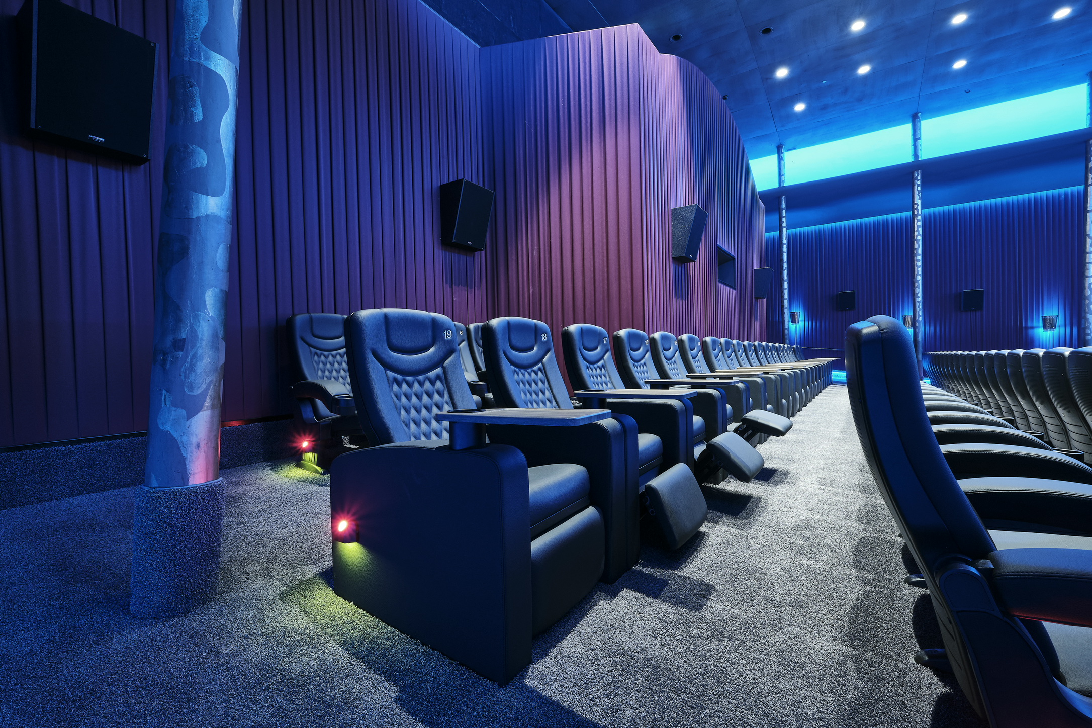 Saal_rex_eins_Pforzheim