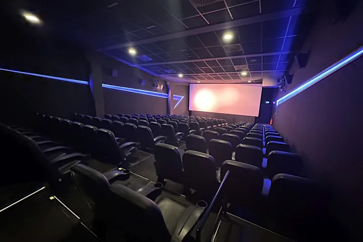 Cineplex Koeln Kino 5 hinten